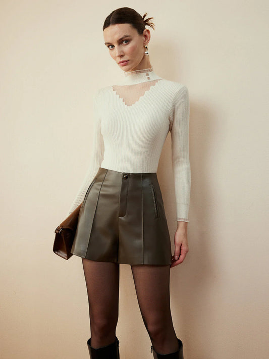 Top de Cuello Alto y Tul | Crema | Elegante y Refinado