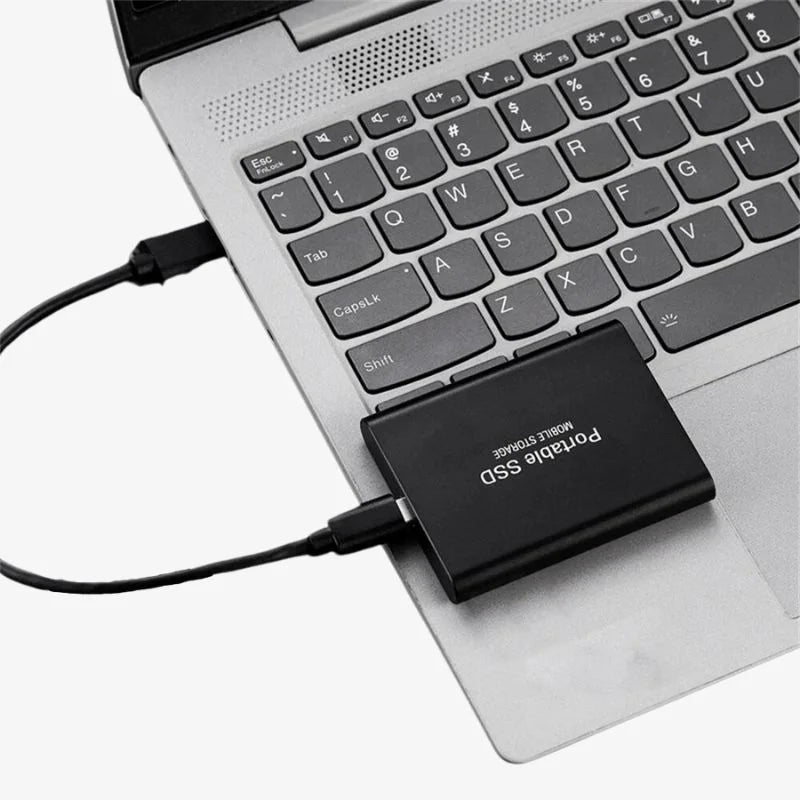 SSD Externo con Alta Velocidad de Transferencia y Almacenamiento Seguro de Datos a través de USB 3.1