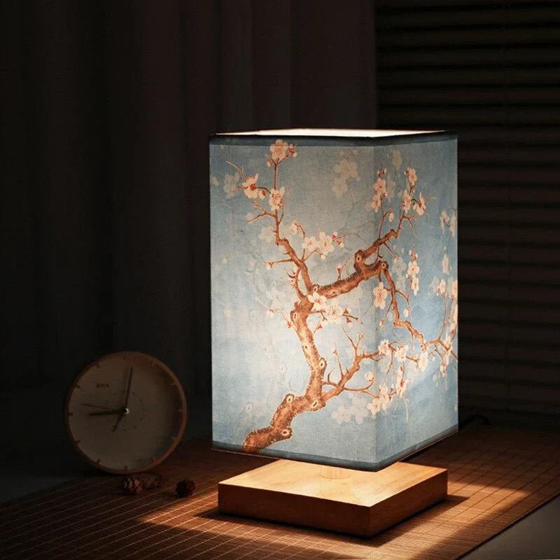 Lámpara de Mesa Japandi | Luz Cálida Suave | Diseño Minimalista de Bambú y Tela