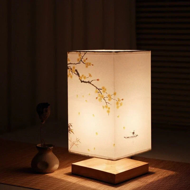Lámpara de Mesa Japandi | Luz Cálida Suave | Diseño Minimalista de Bambú y Tela