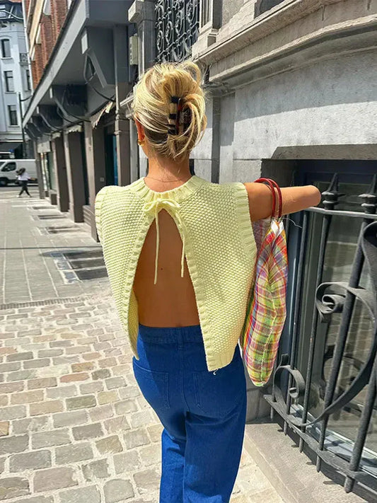 Top Sin Mangas con Espalda Abierta y Cierre Anudado para Mujer | Ideal para la Primavera y el Verano