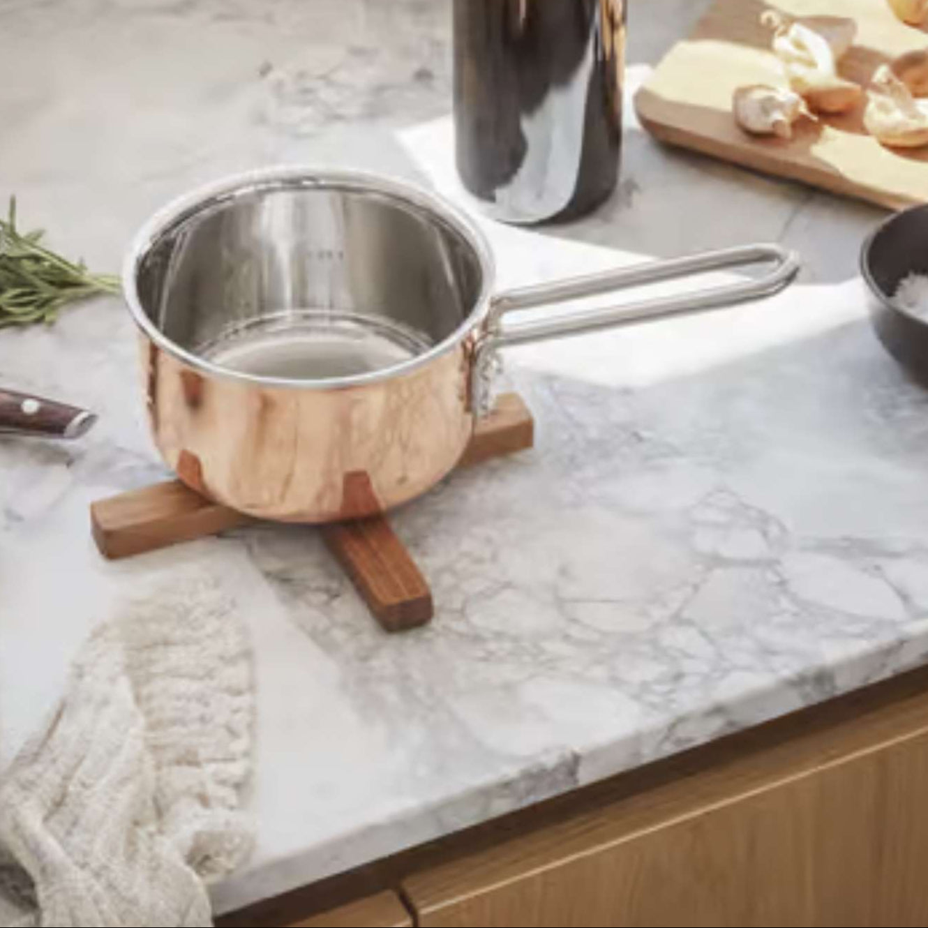 Posavasos Magnético de Madera | Resistente al Calor | Diseño Plegable Ahorra Espacio