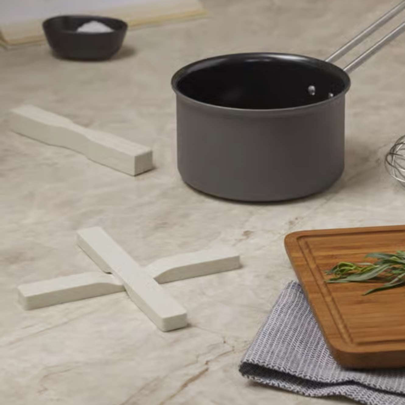 Posavasos Magnético de Madera | Resistente al Calor | Diseño Plegable Ahorra Espacio